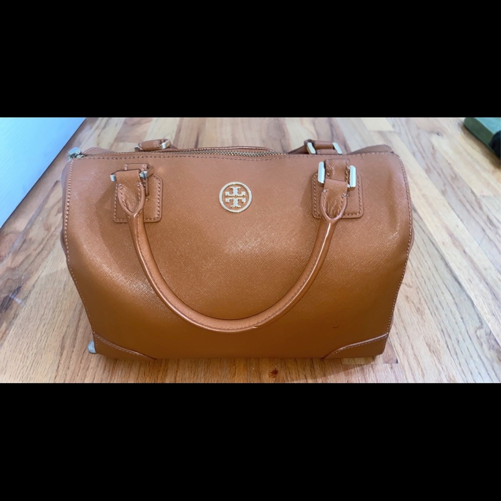 Tory Burch purse and matching wallet